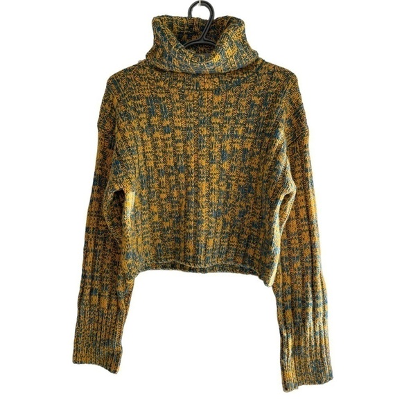 𝅺urban Outfitters Turtleneck Knitted Sweater size XS - Picture 2 of 7